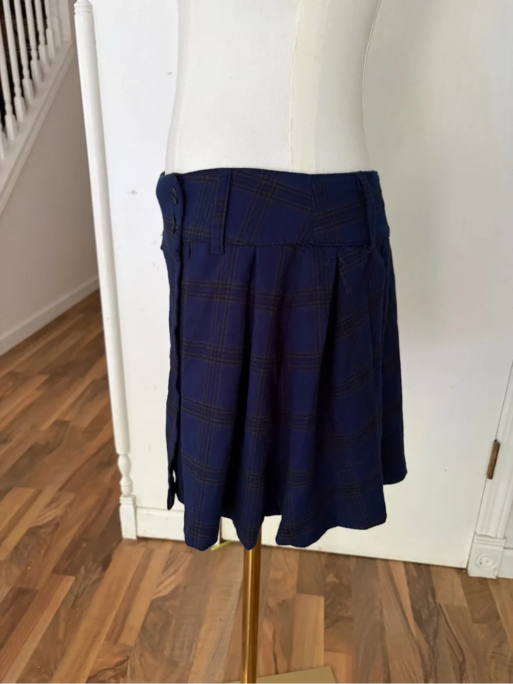 Dark Navy / Gray Plaid Wrap Mini Skirt, Soft, Large, EUC